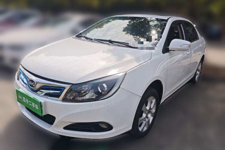 Used BYD e5 2016 300 Luxury Edition