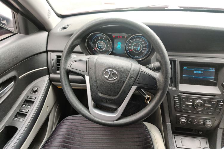 Used BAIC Senova D50 2014 1.5L manual standard version Steering Wheel