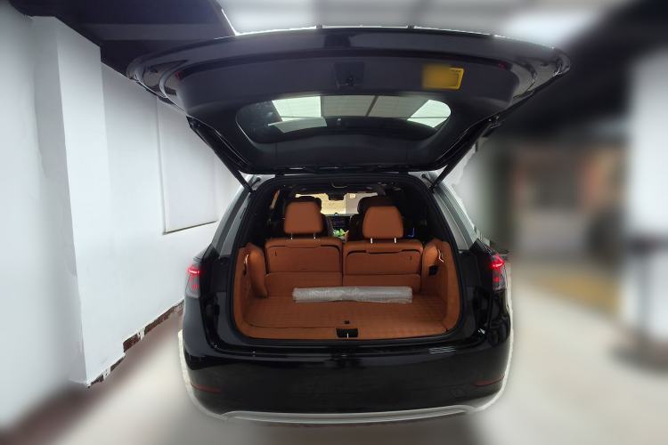 Used Hima AITO M9 2024 Range-Extended Ultra Version 42 kWh 6-Seater Model Trunk