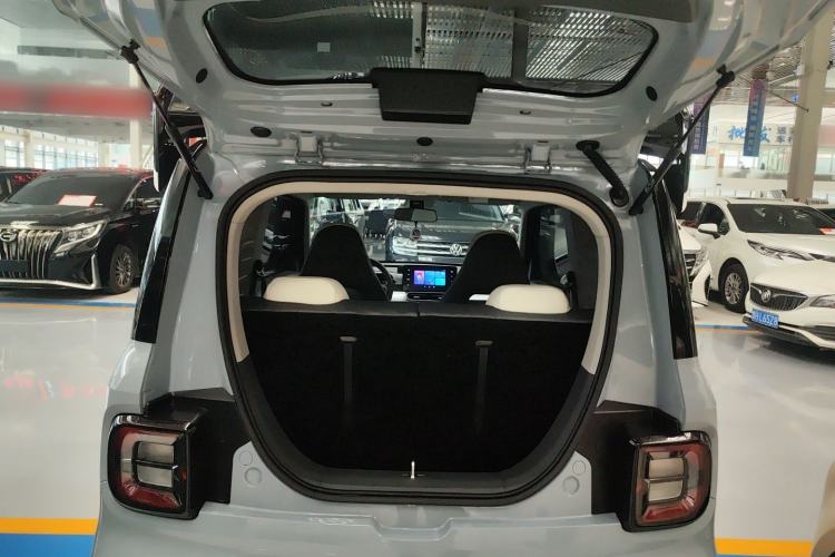 Used Geely Galaxy Panda 2025 210km Panda Kart Trunk