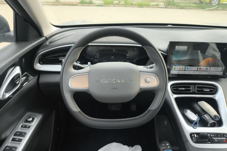 Used Geely Galaxy Geome 2026 Model 310km Youth Edition Steering Wheel