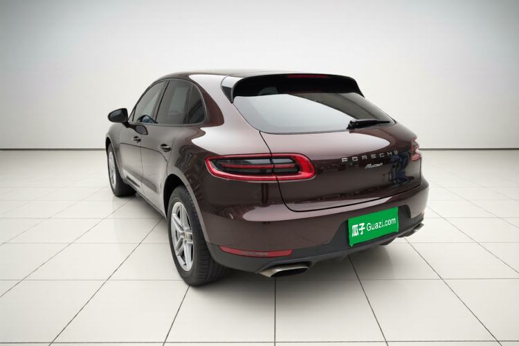 Used Porsche Macan 2017 Macan 2.0T Exterior 2