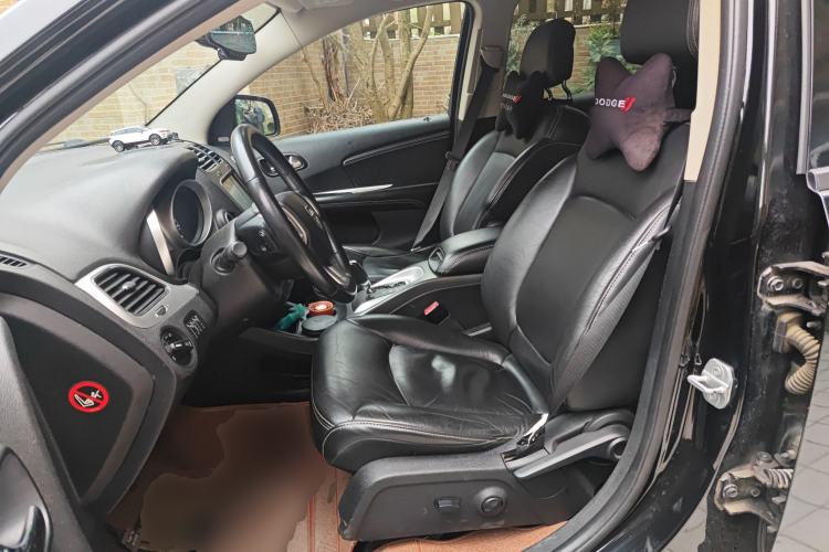 Used Dodge Journey 2013 3.6L Four-Wheel Drive Flagship Edition