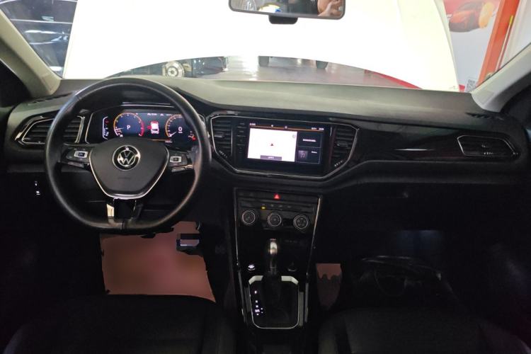 Used Volkswagen T-ROC 2021 280TSI DSG Two-Wheel Drive Comfort Connect Edition
