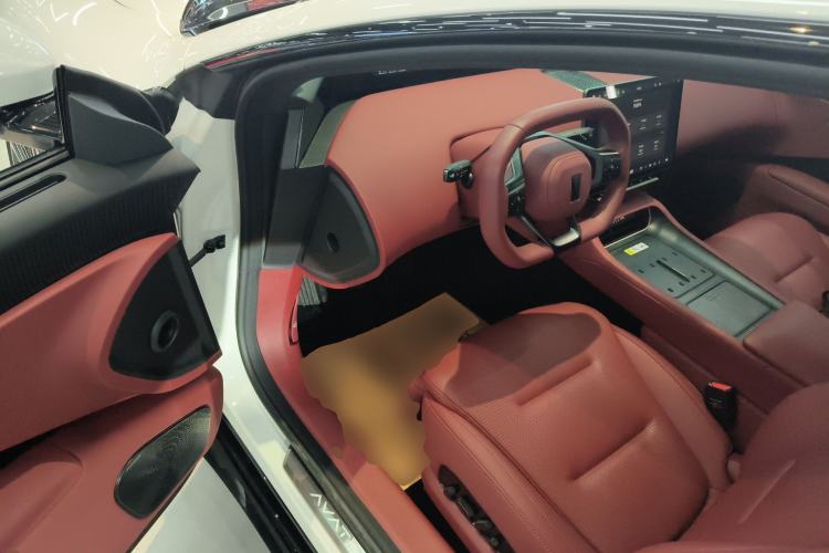 Used Avatr 12 2025 Year Updated Ultra Extended-Range Version Driver Seat