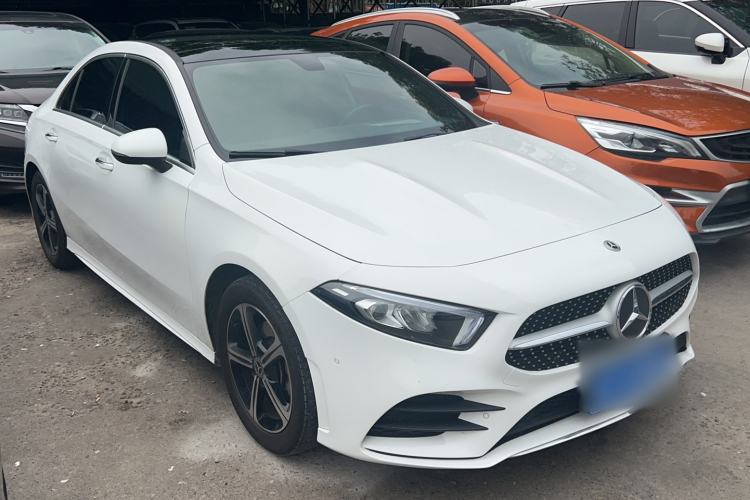 Used Mercedes-Benz A-Class 2022 Revised Version A 200 L Sport Sedan Fashionable Style
