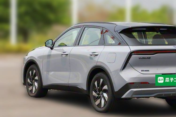 Used Venucia V DD-i 2023 110 km iE Version Rear Left 45 Deg