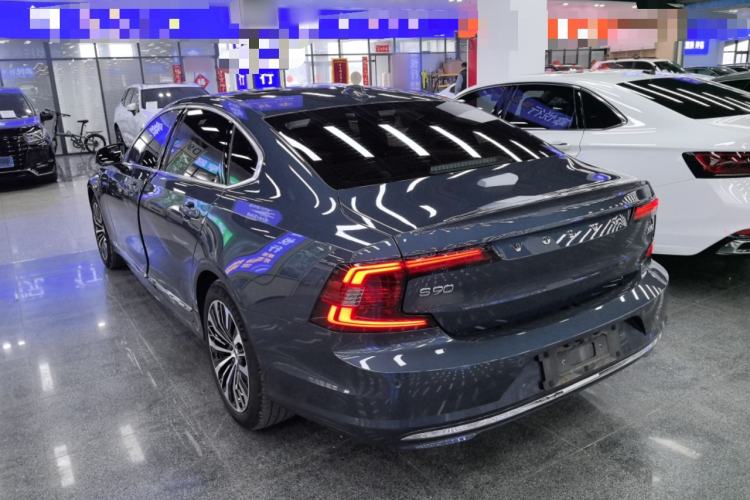 Used Volvo S90 2024 B5 Zhiyi Luxury Edition