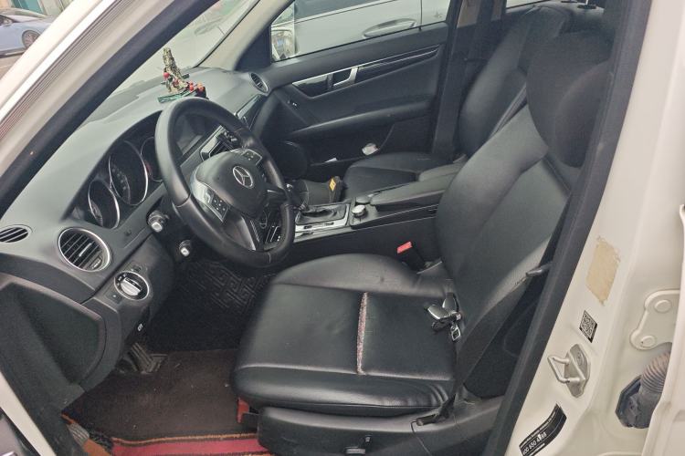 Used Mercedes-Benz C-Class 2013 C 180 Classic Grand Edition
