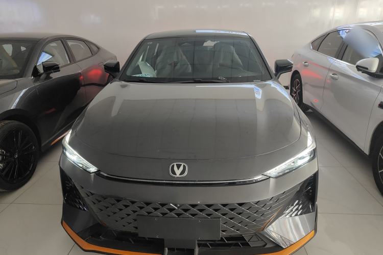 Used Changan UNI-V 2024 1.5T Prestige Sport Edition