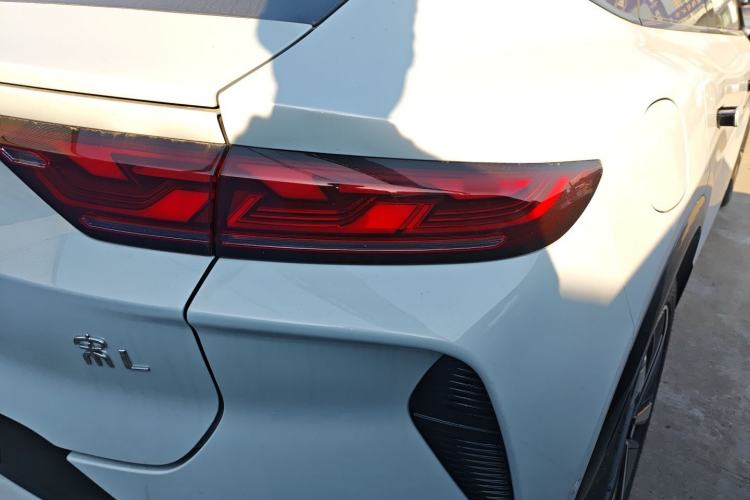 Used BYD Song L EV 2025 662 km Advanced Intelligent Driving Version
