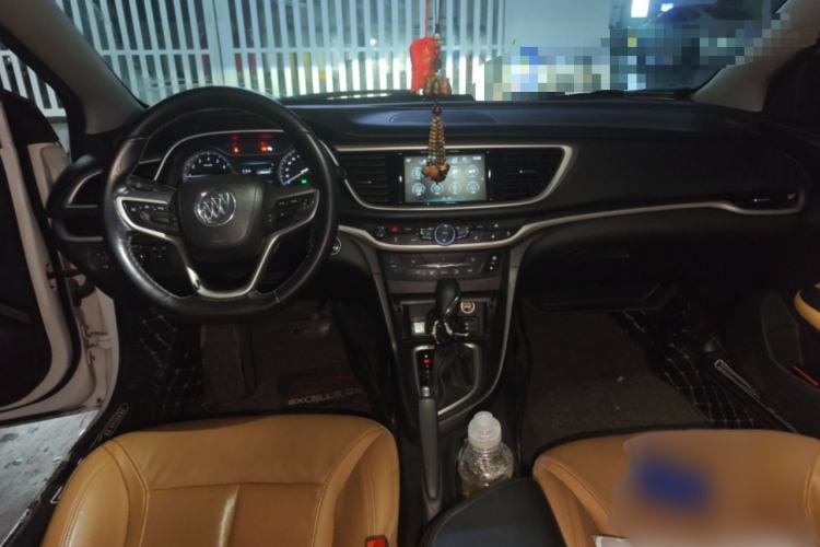 Used Buick Excelle GX 2018 18T Automatic Flagship Model Interior 2