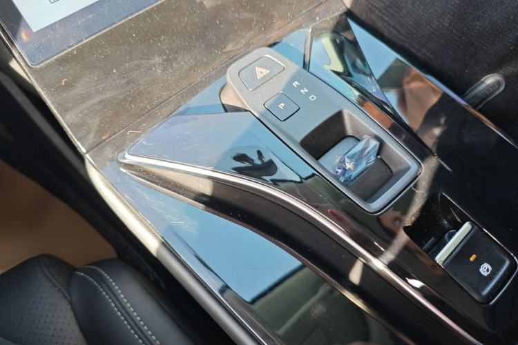 Used Dongfeng Aeolus Mage 2024 Honor Edition 1.5T Luxury Model
