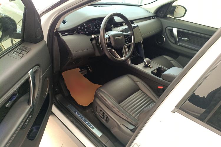 Used Land Rover Discovery Sport 2024 Luxury Custom Edition Driver Seat