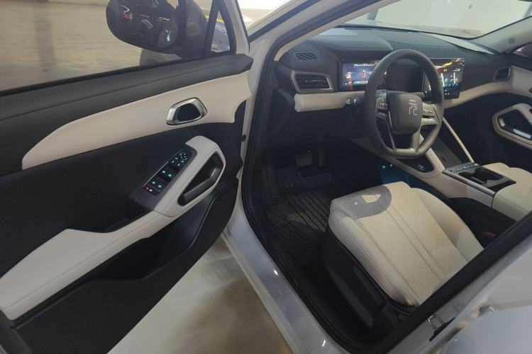 Used BYD Yuan UP 2025 Model 301KM Leading Version