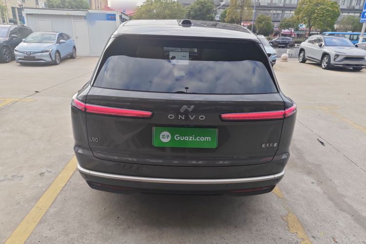 Used ONVO Luxeed L90 2025 Model—Max Six-Seater Version