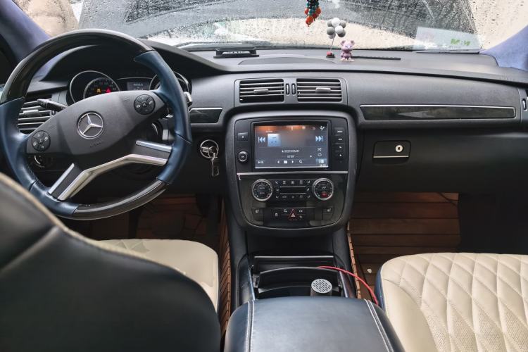 Used Mercedes-Benz R-Class 2017 R 400 4MATIC Exclusive Edition