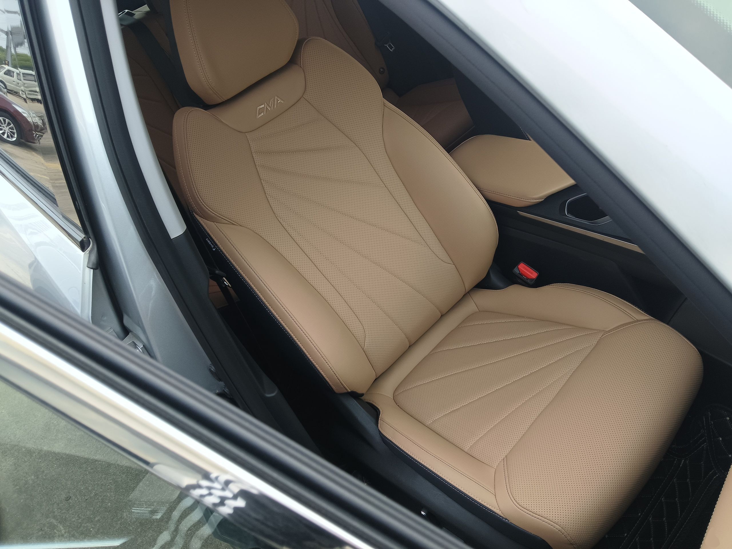 Geely Auto FX11 2023 1.5TD DCT Prestige Edition — снимка 19