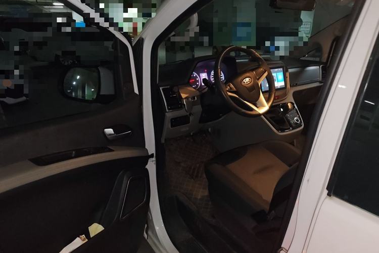 Used JAC Refine M4 2017 1.9T Diesel Manual Comfort Model