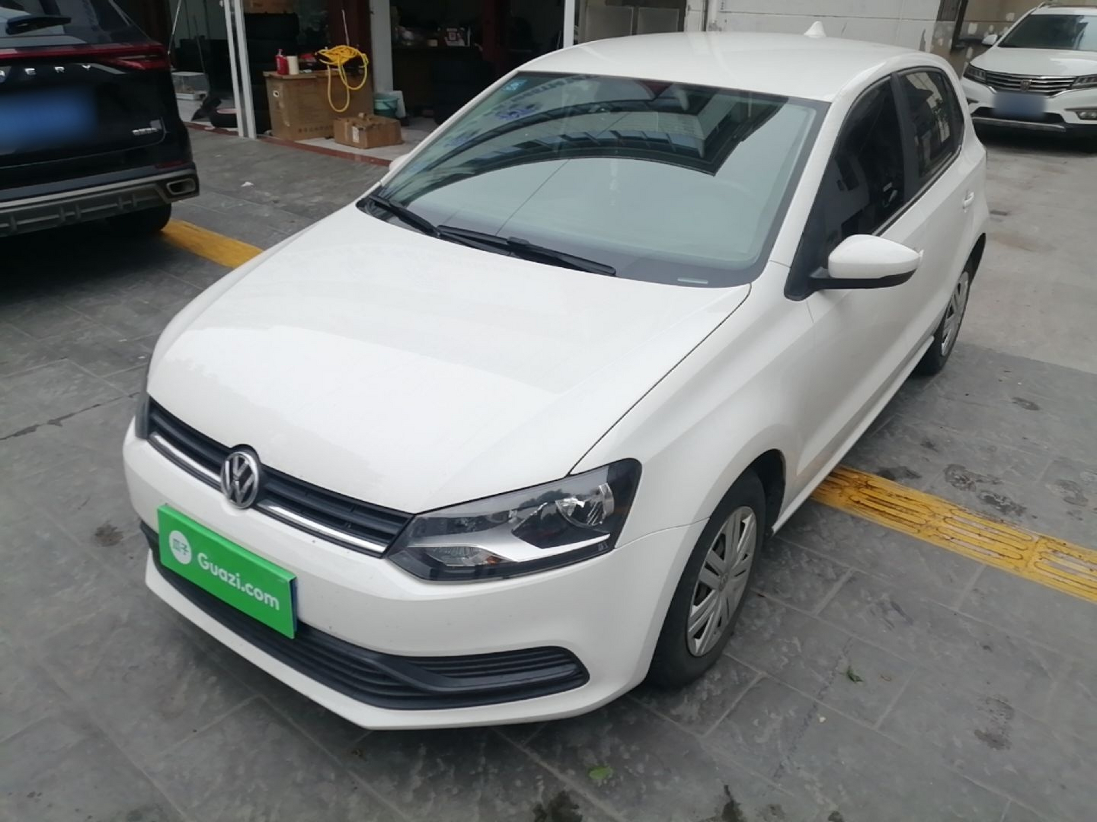 Sous le capot
