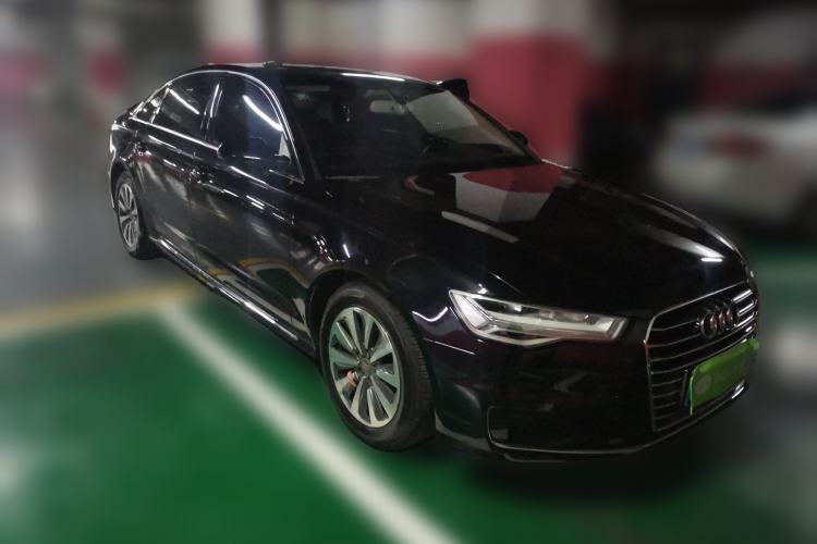 Used Audi A6L 2017 30 FSI Comfort Model Front Right 45 Deg