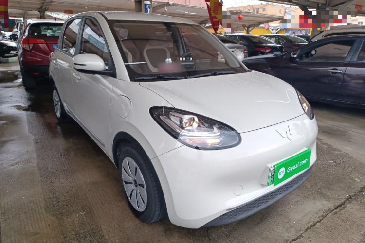 Used Wuling Bingo 2023 203km Light Edition Front Right 45 Deg