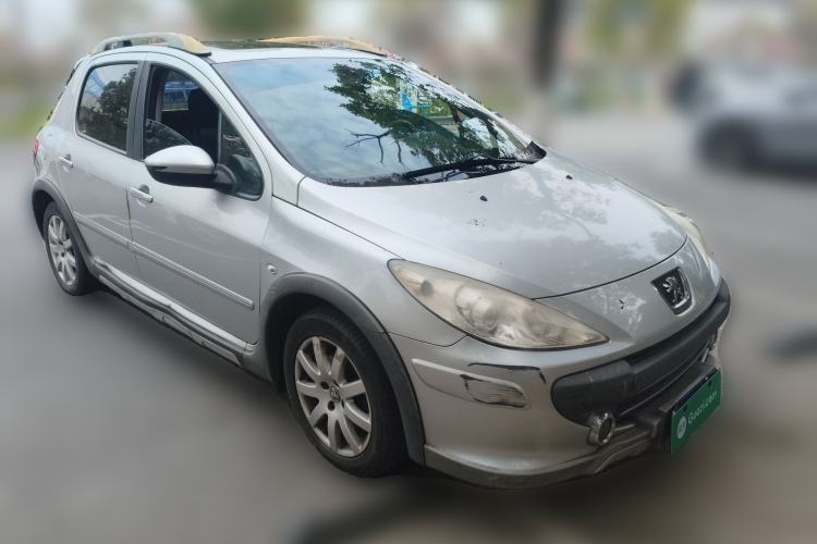 Used Peugeot 307 2012 1.6L Automatic CROSS Front Right 45 Deg