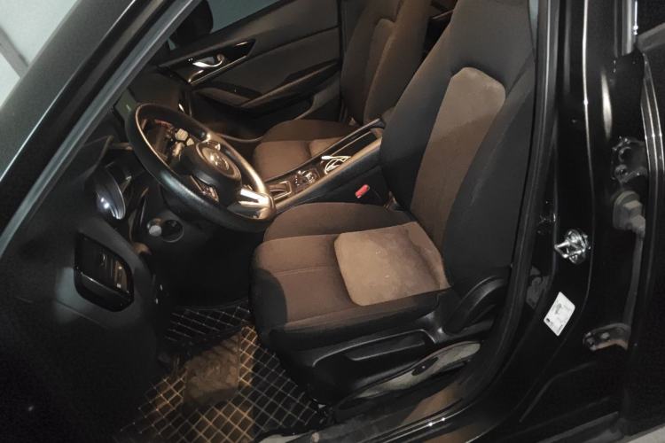 Used Mazda CX-4 2020 2.0L Automatic Two-Wheel Drive Blue Sky Dynamic Edition Left Front Seat