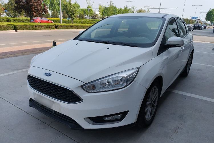 Used Ford Focus 2015 Hatchback EcoBoost 125 Automatic Supreme Style Edition