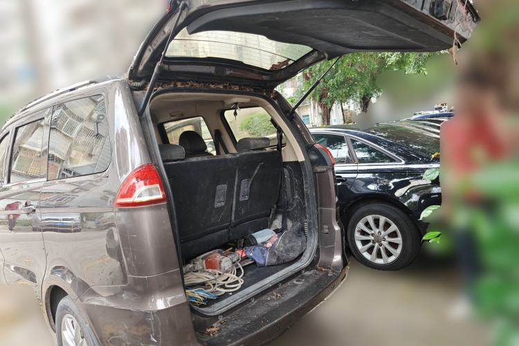 Used Dongfeng Fengon 330 2019 1.5L 330S Manual Comfort Version China VI Standard Trunk