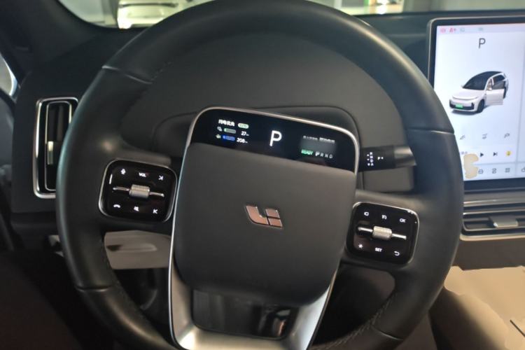 Used Li Auto L7 2023 Pro Model
