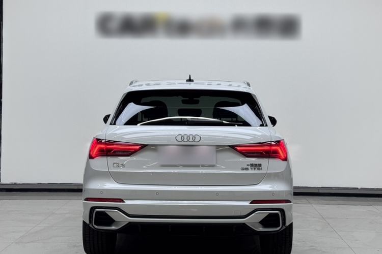 Used Audi Q3 2024 35 TFSI Fashion Dynamic Edition
