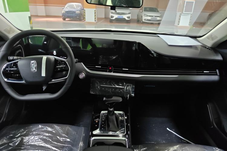 Used Bestune B70 2025 Dragon Edition 1.5T Quality Enjoyment Model Interior 5