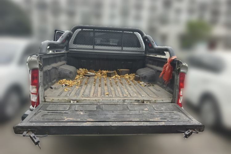 Used Foton Tunland 2015 2.8T S-Series Diesel 4x4 Elite Edition Low-Roof ISF2.8