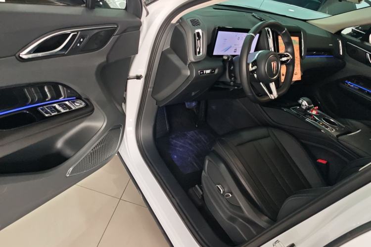 Used Hongqi HS3 2023 1.5T Two-Wheel Drive Shanwei Edition
