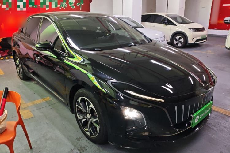 Used Hongqi E-QM5 2023 Base Travel Edition