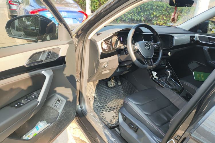 Used Volkswagen Tayron 2022 280TSI Two-Wheel Drive Luxury Smart Connectivity Version