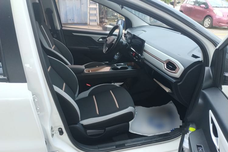 Used SOL E10X 2021 302 km Range Luxury Version 31.4 kWh