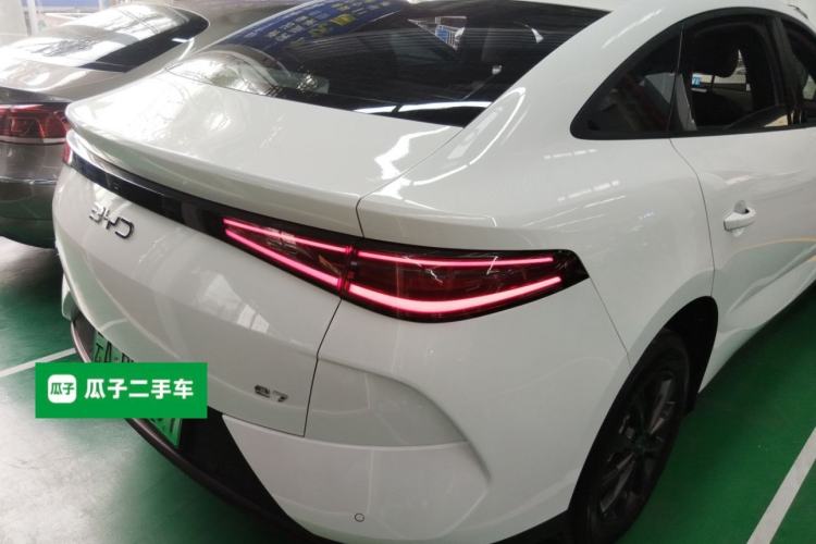 Used BYD e7 2025 Model 520 Smart Travel Edition