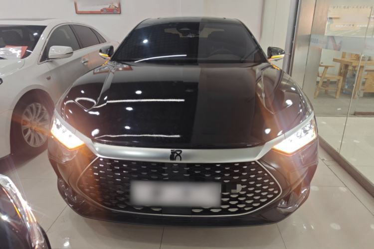 Used BYD Han 2023 DM-i Champion Edition 121KM Prestige Model Front