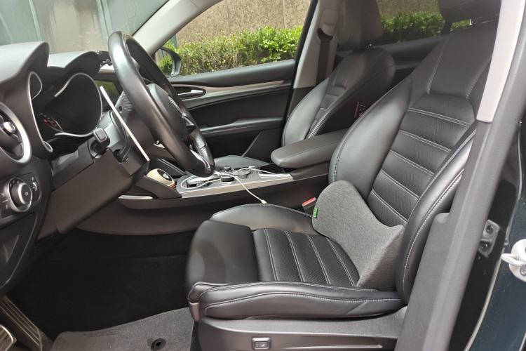 Used Alfa Romeo Stelvio 2020 2.0T 280HP Luxury Edition Left Front Seat