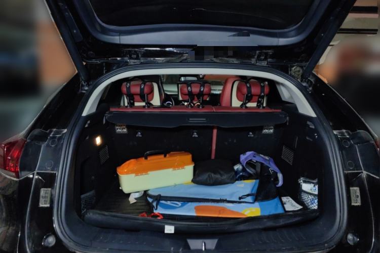 Used Wey VV5 2017 2.0T Ultra-Luxury Version
