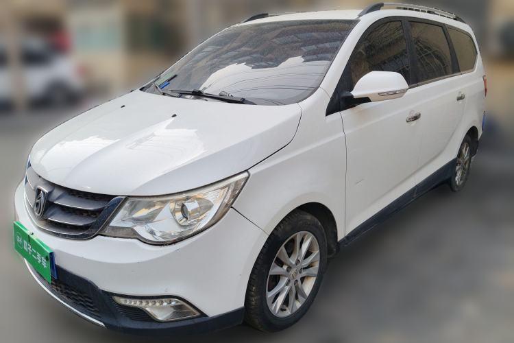 Used Baojun 730 2014 1.5L manual Comfort ESP version 7 seats