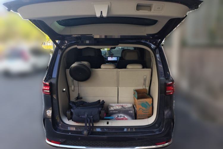 Used Roewe iMAX8 2022 400TGI Prestige Edition