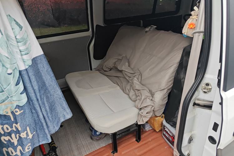 Used Jinbei New Hiace X30L 2024 Champion Edition Coach 5/6/7-Seater with Central Air Conditioning Left Rear Seat