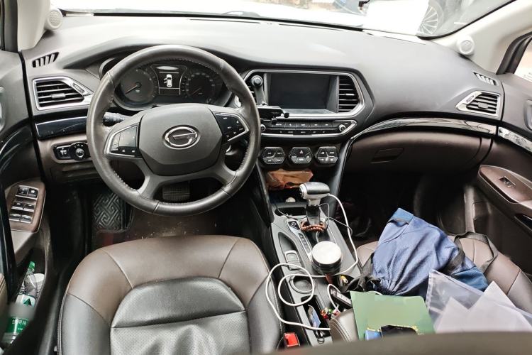 Used GAC Trumpchi GS4 2017 235T Automatic Two-Wheel Drive Luxury Smart Connectivity Version Center Console