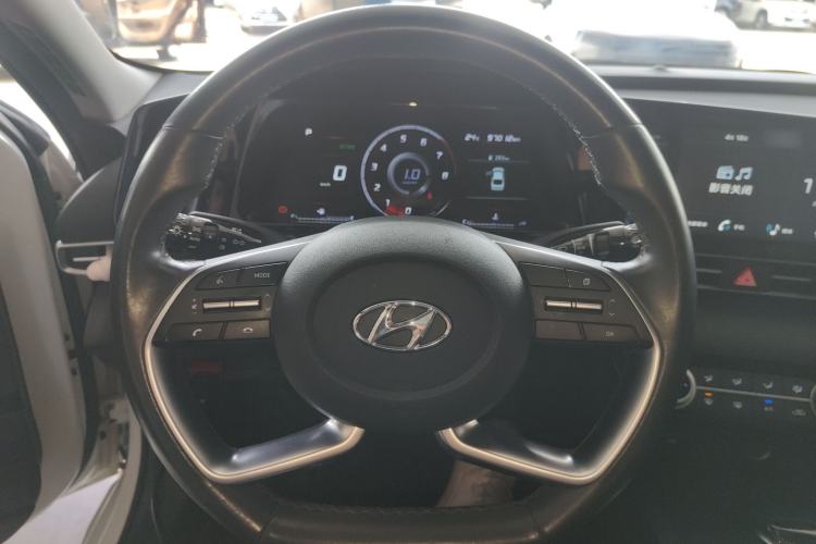 Used Hyundai Elantra 2021 1.5L CVT GLX Elite Edition
