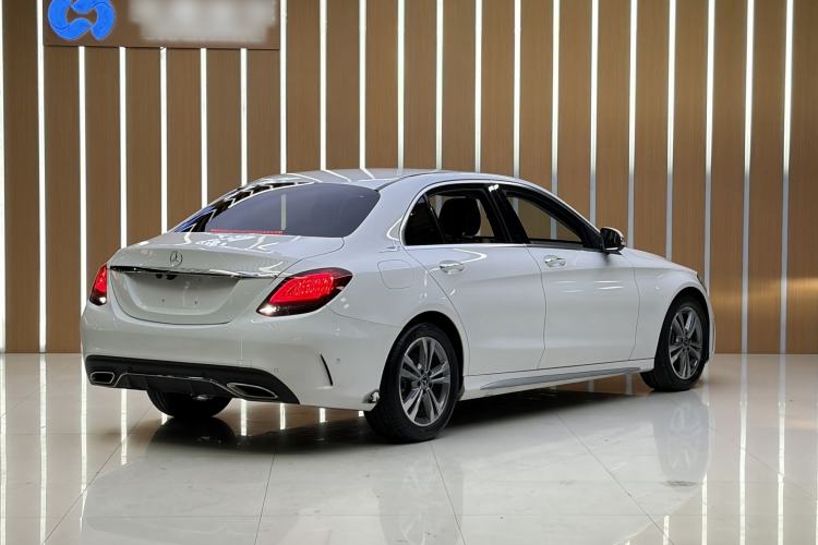 Used Mercedes-Benz C-Class 2019 C 180 L Fashion Edition Sport Version Exterior 4