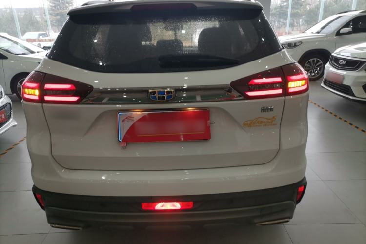 Used Geely Auto Emgrand X7 Sport 2018 2.0L Manual Two-Wheel Drive Zhiya Version
