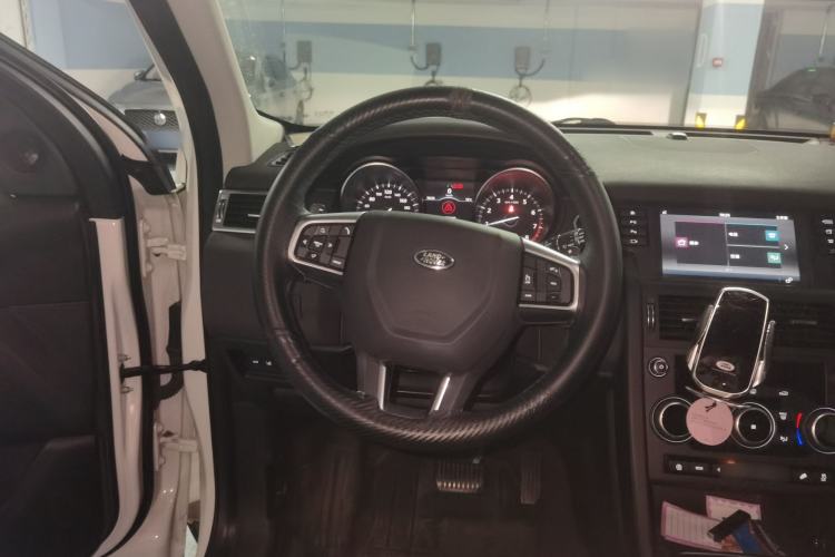 Used Land Rover Discovery Sport 2019 240 PS PURE Edition China VI Standard